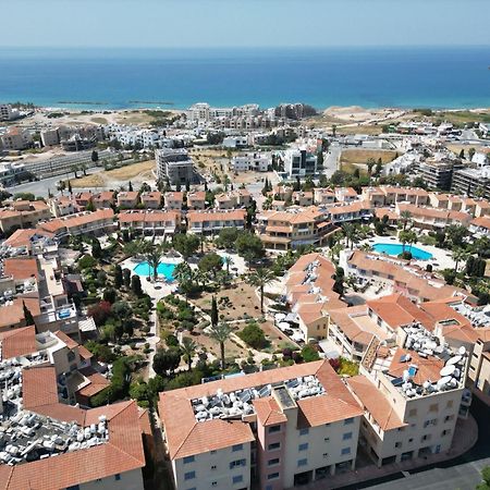Ocean Sunset Apartment Pafos Exterior foto