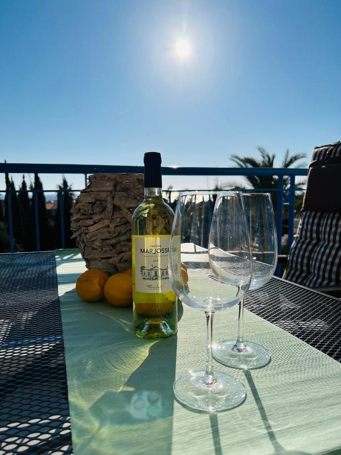 Ocean Sunset Apartment Pafos Exterior foto